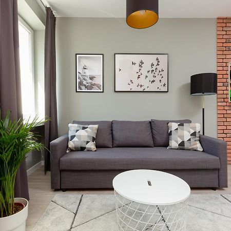 Central Apartment Emilii Plater By Noclegi Renters Varšava Exteriér fotografie