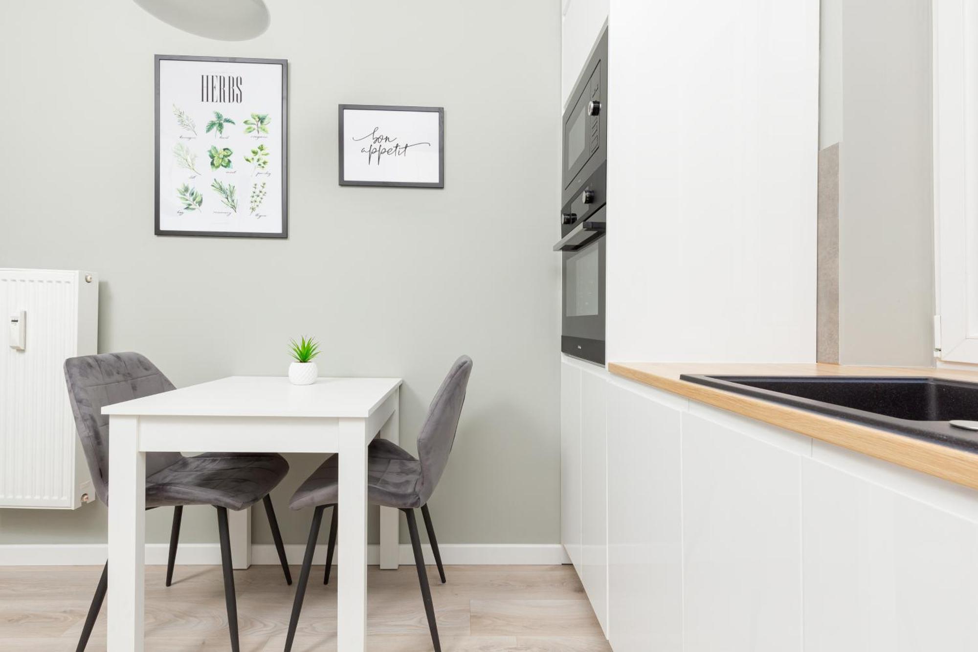 Central Apartment Emilii Plater By Noclegi Renters Varšava Exteriér fotografie