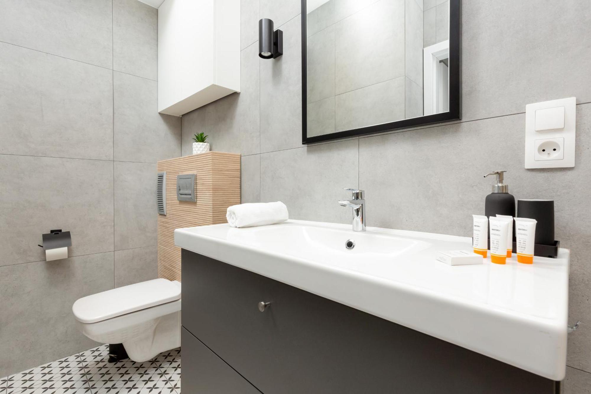 Central Apartment Emilii Plater By Noclegi Renters Varšava Exteriér fotografie